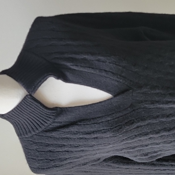 Lands End Cashmere Black Cable Knit Sweater Collard Long Sleeves Women's Sz XL - Picture 2 of 10